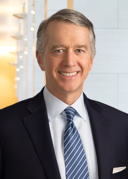 Tucker York headshot